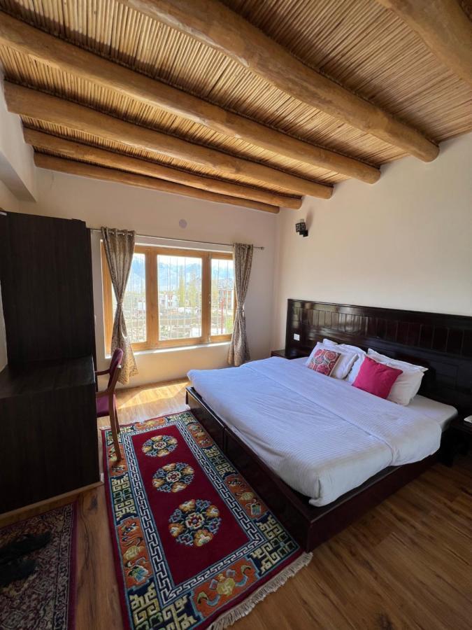 Heschuk Guest House Leh Exterior photo