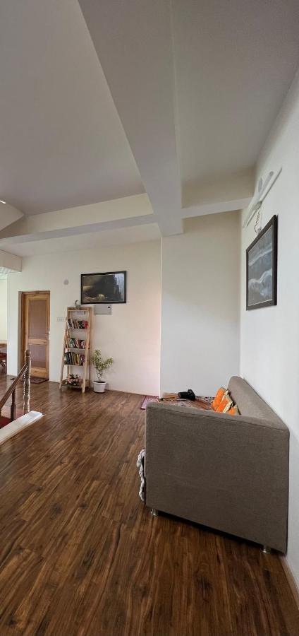 Heschuk Guest House Leh Exterior photo