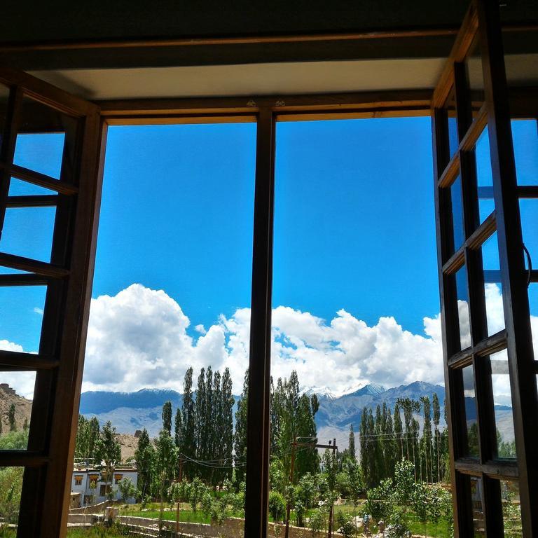 Heschuk Guest House Leh Exterior photo