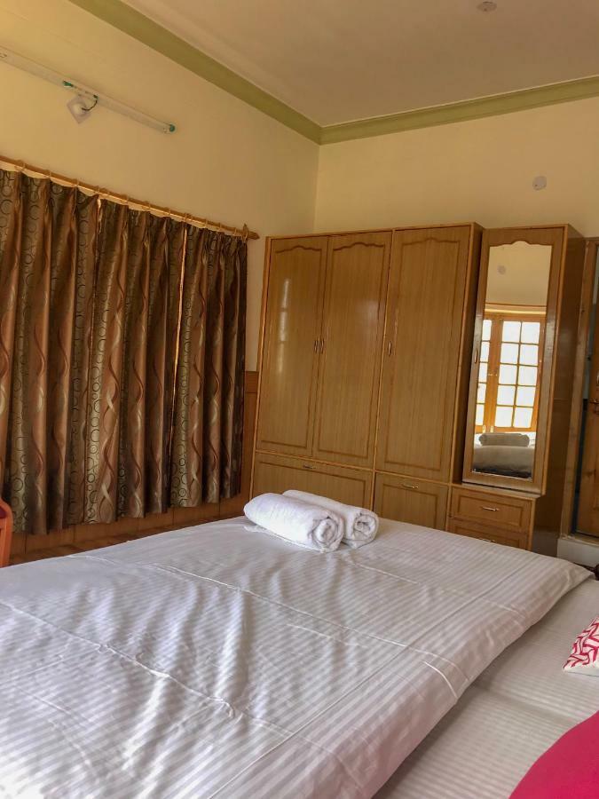 Heschuk Guest House Leh Exterior photo